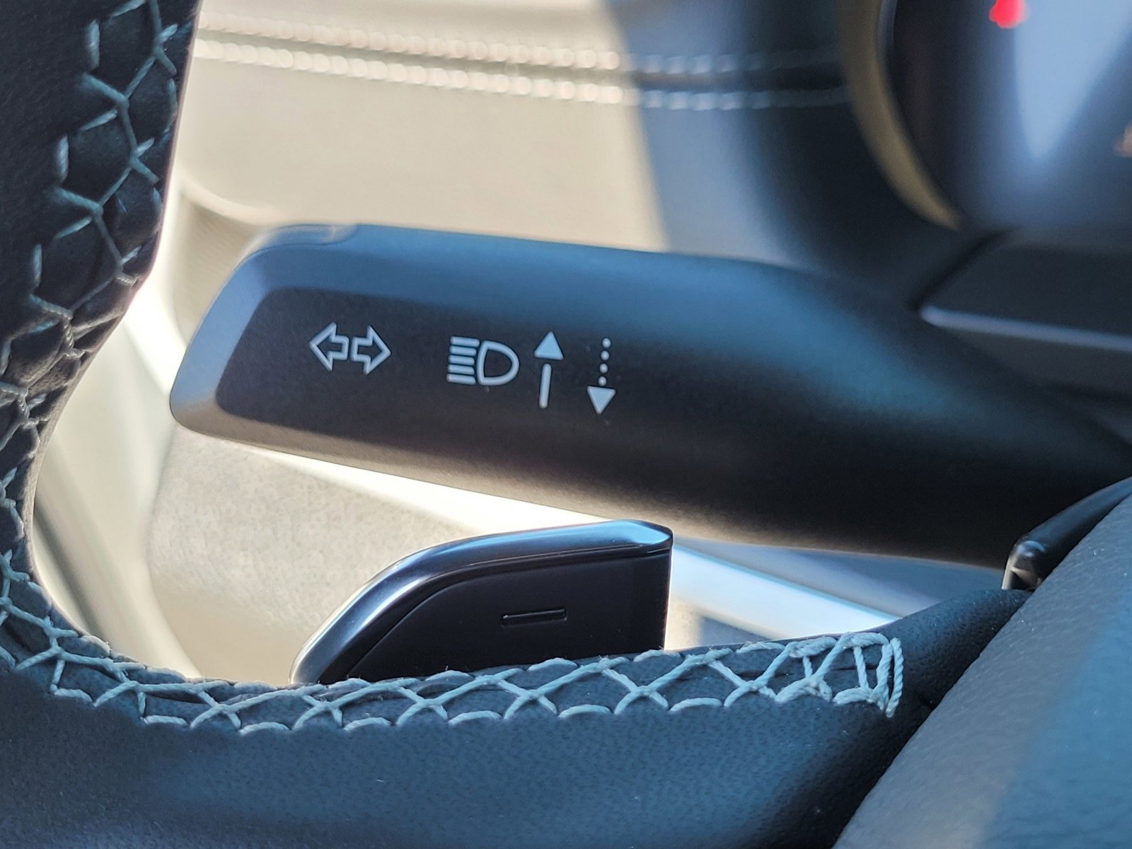 New 2025 Jeep Grand Cherokee Altitude image 24