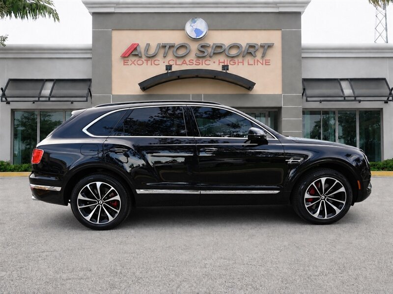 Used 2019 Bentley Bentayga AWD/4WD image 5