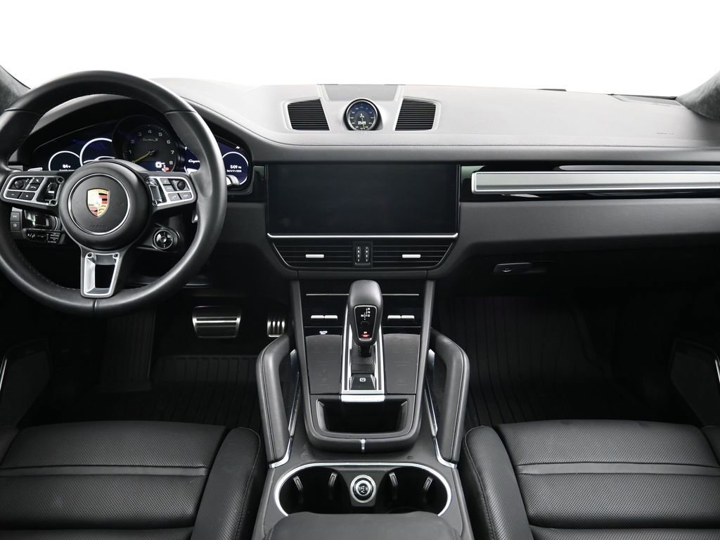 Used 2022 Porsche Cayenne Turbo S AWD/4WD image 9