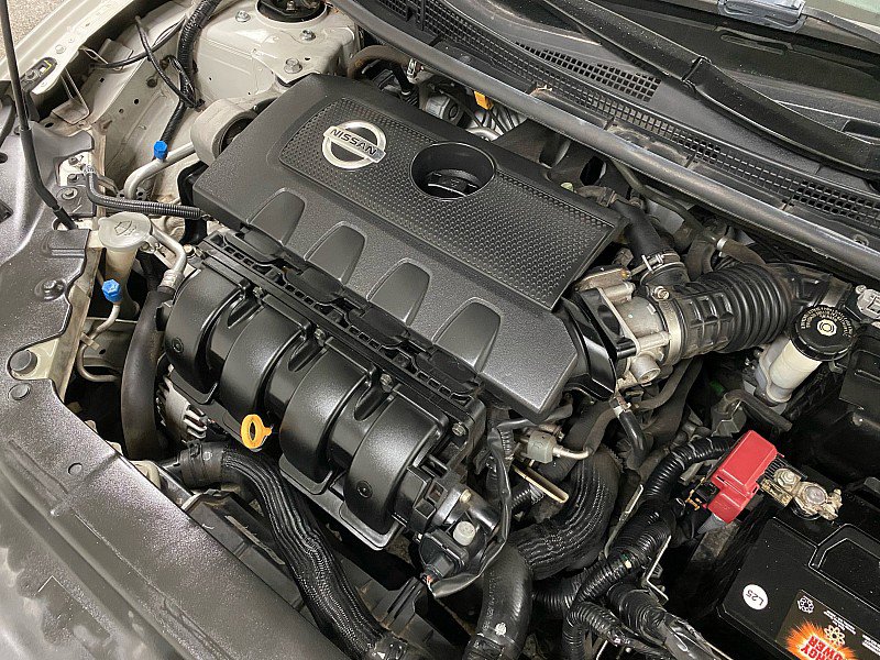 Used 2013 Nissan Sentra SR w/ Premium Pkg image 18