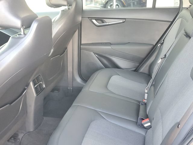 Certified 2024 Kia Niro EX Touring FWD image 9