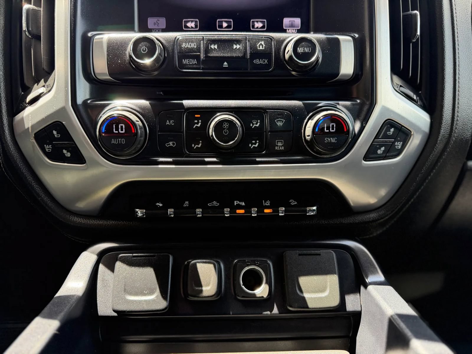 Used 2014 GMC Sierra 1500 SLT AWD/4WD image 36