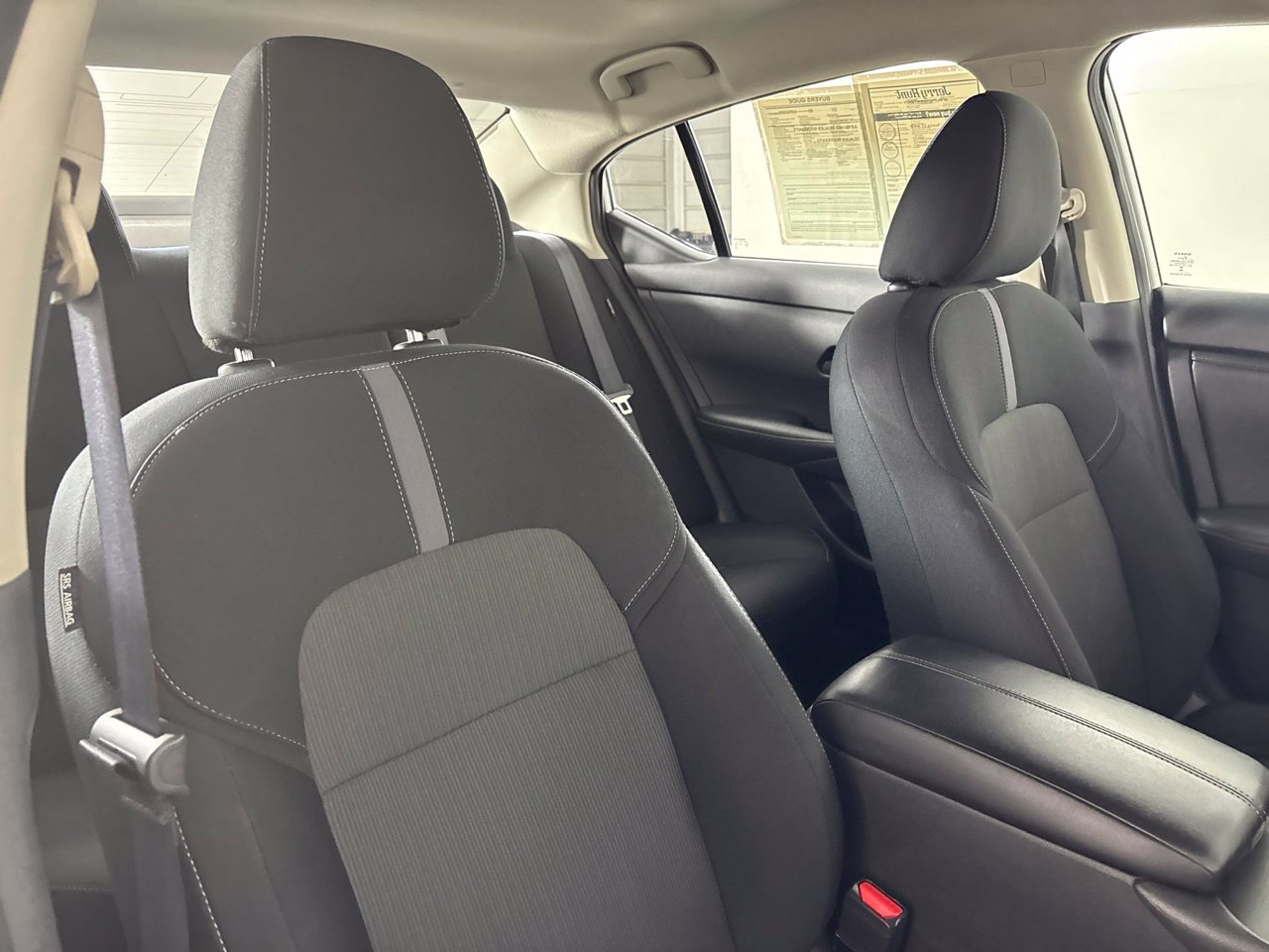 Used 2024 Nissan Sentra SV FWD image 29