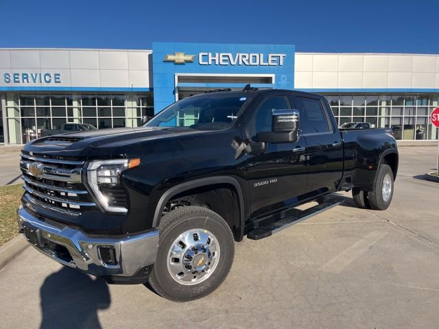 New 2026 Chevrolet Silverado 3500 LTZ w/ LTZ Plus Package AWD/4WD image 2