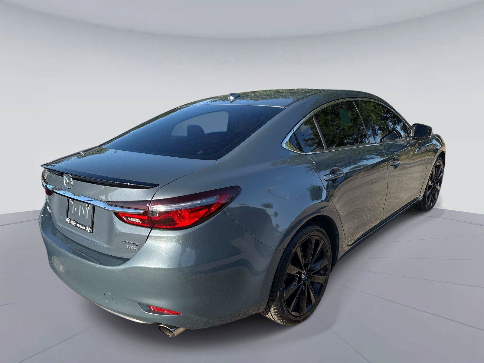 Used 2021 MAZDA MAZDA6 Carbon Edition FWD image 3