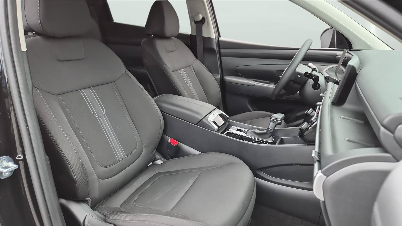 Used 2026 Hyundai Tucson SEL AWD/4WD image 14
