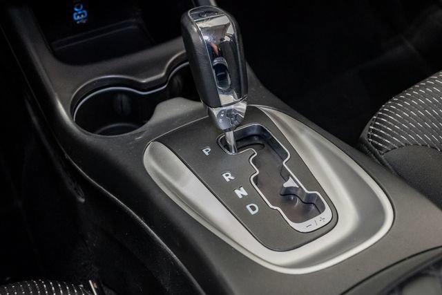 Used 2020 Dodge Journey SE w/ SE Popular Equipment Group FWD image 21