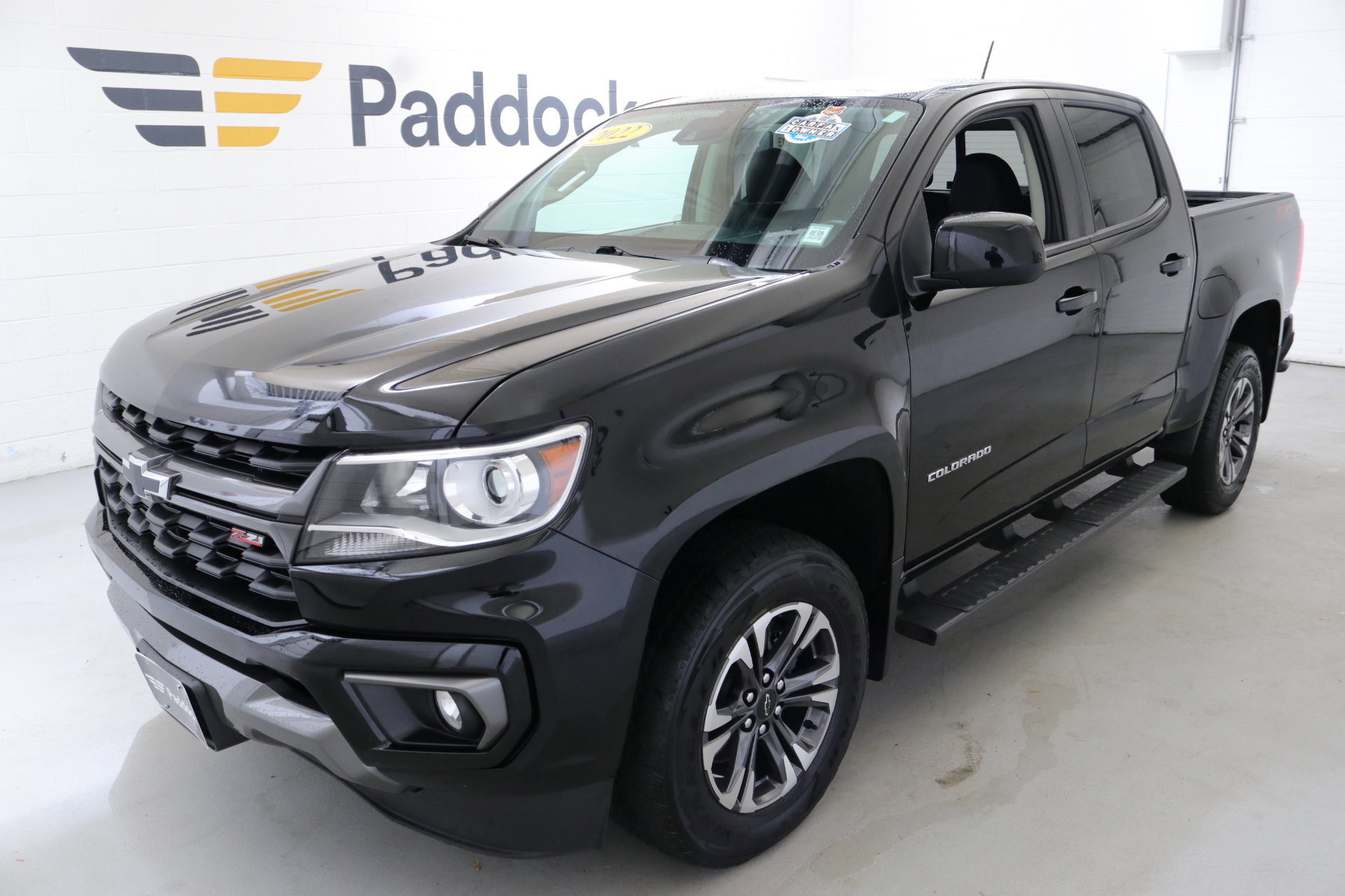 Used 2022 Chevrolet Colorado Z71 w/ Safety Package image 3