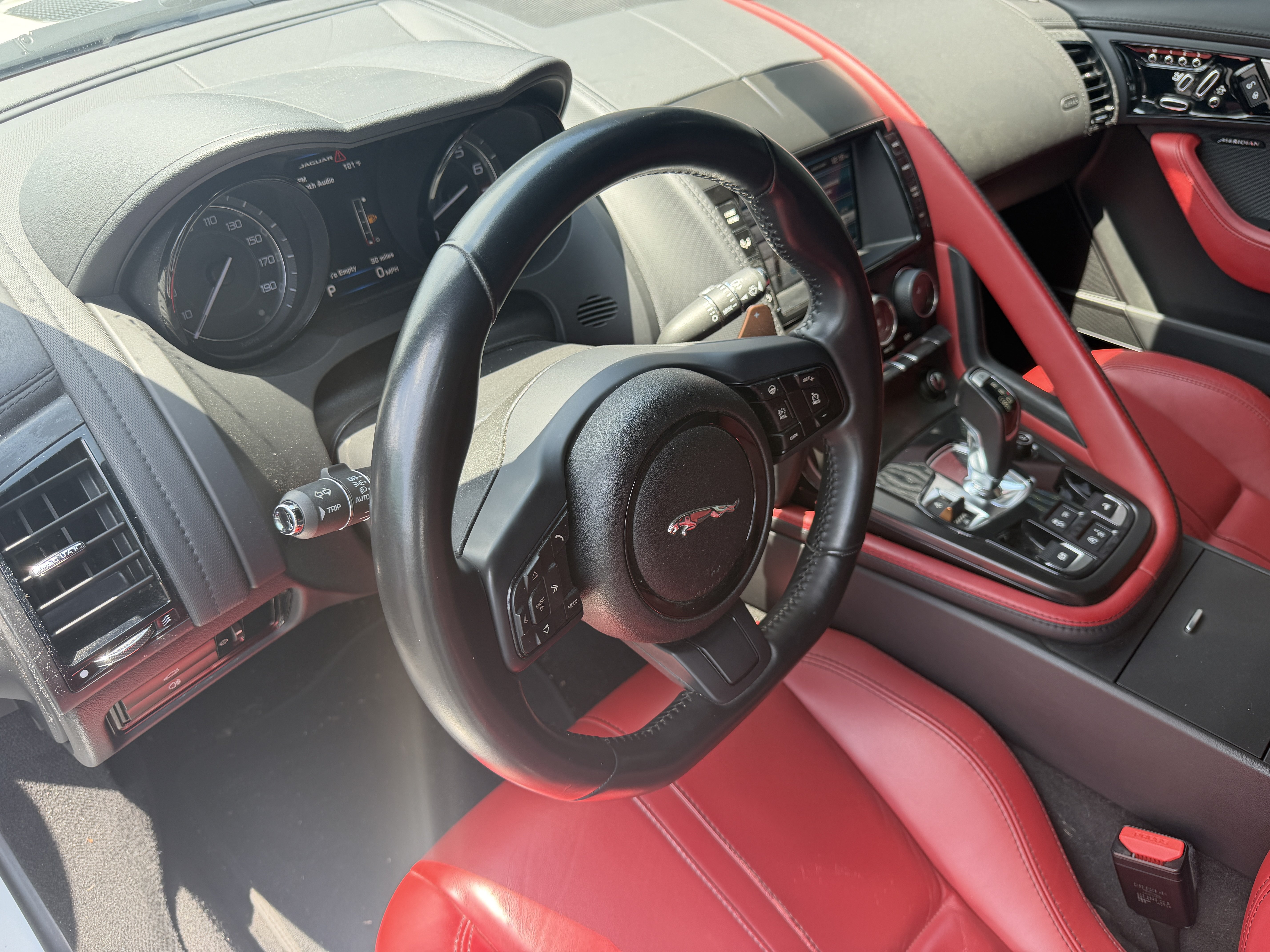 Used 2015 Jaguar F-TYPE S RWD image 4