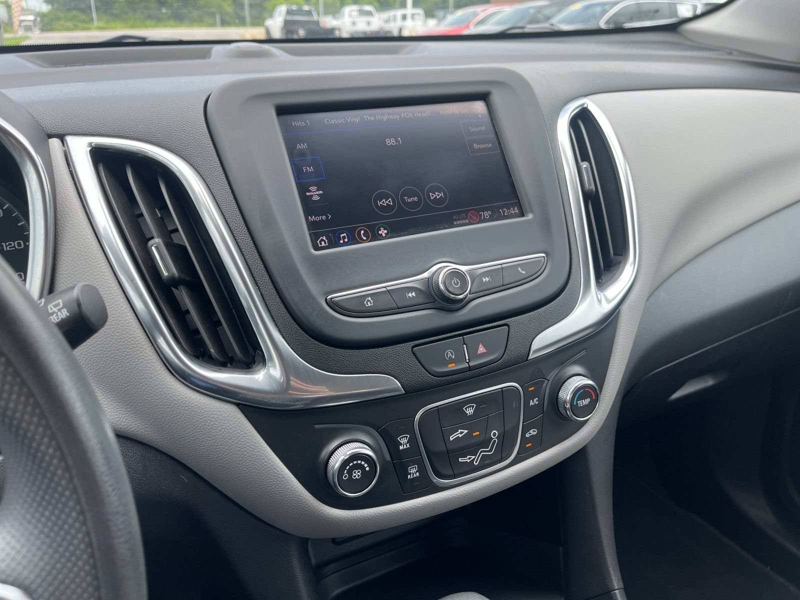 Used 2022 Chevrolet Equinox LS AWD/4WD image 20