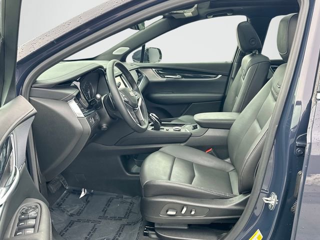 Used 2025 Cadillac XT5 Premium Luxury image 16
