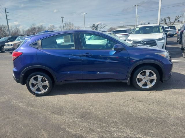 Used 2017 Honda HR-V LX image 8