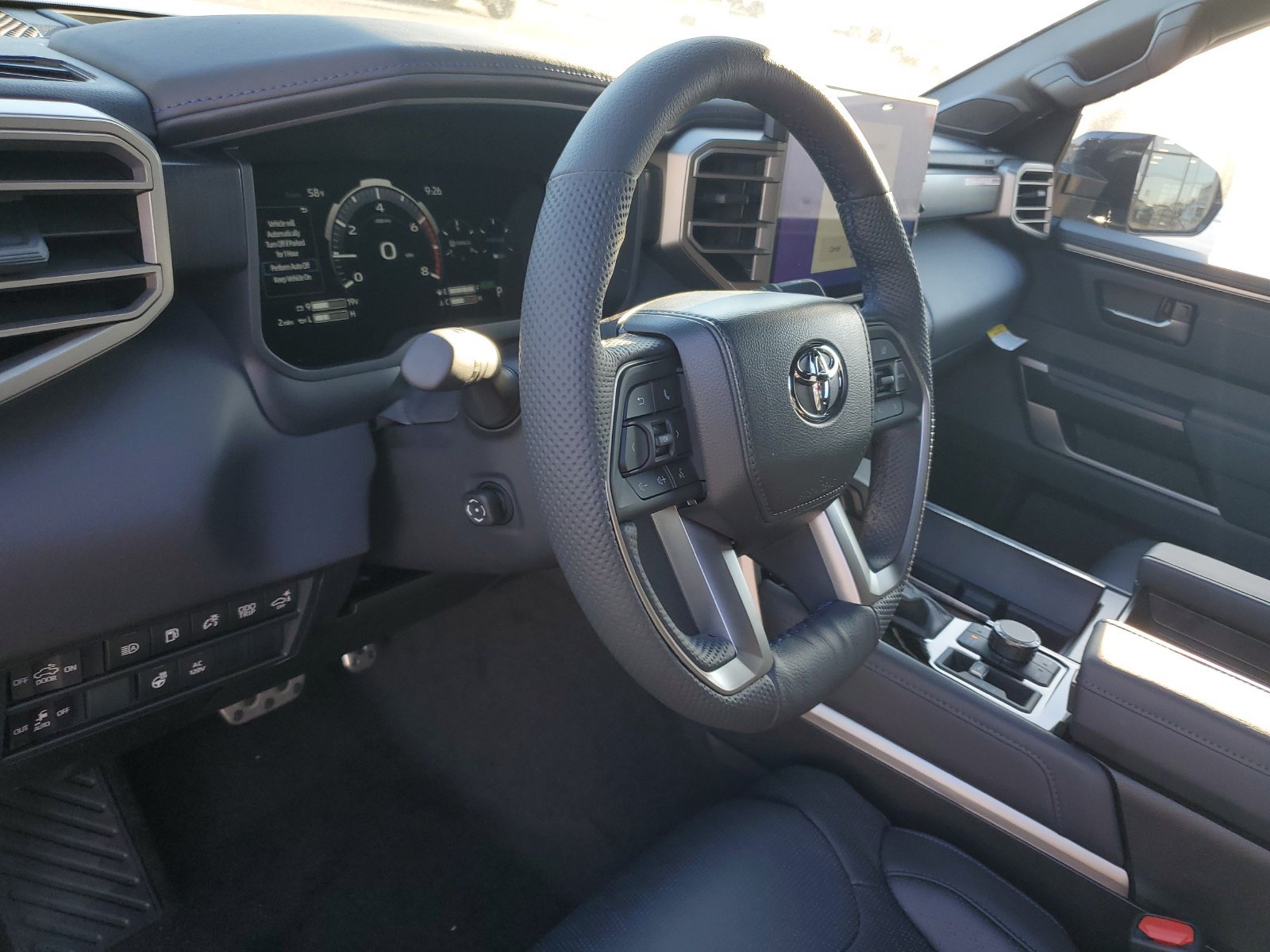 New 2026 Toyota Tundra Platinum w/ TRD Off-Road Package AWD/4WD image 19