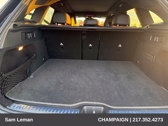Used 2023 Mercedes-Benz GLC 300 4MATIC image 11