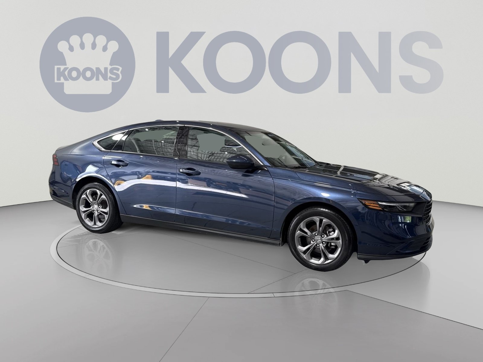 Used 2024 Honda Accord EX image 2