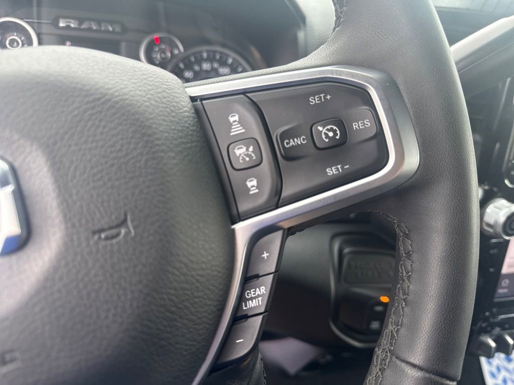 Used 2025 RAM 2500 Big Horn AWD/4WD image 20