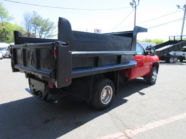 Used 2011 GMC Sierra 3500 W/T RWD image 4