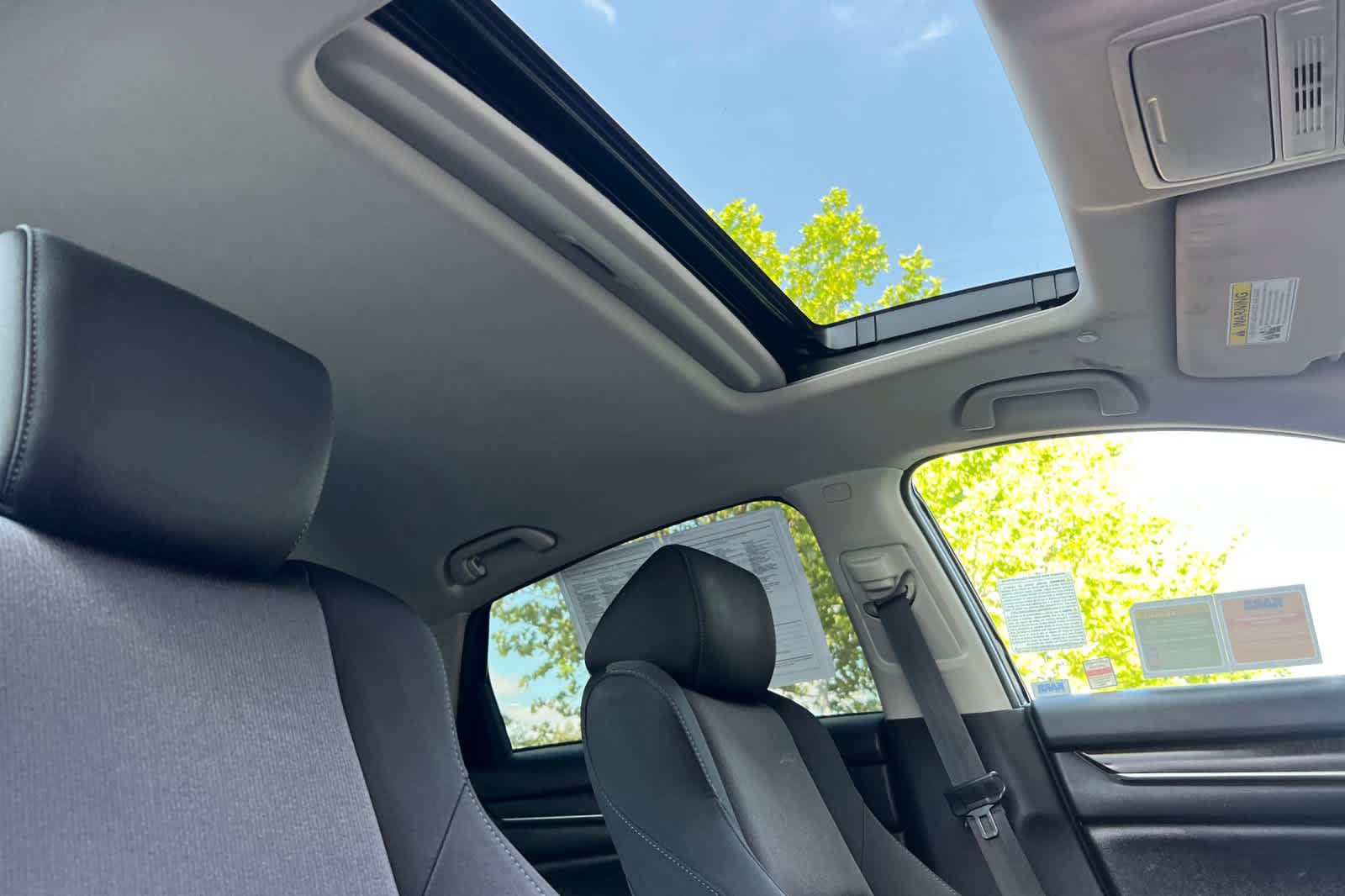 Used 2021 Honda Accord EX image 17