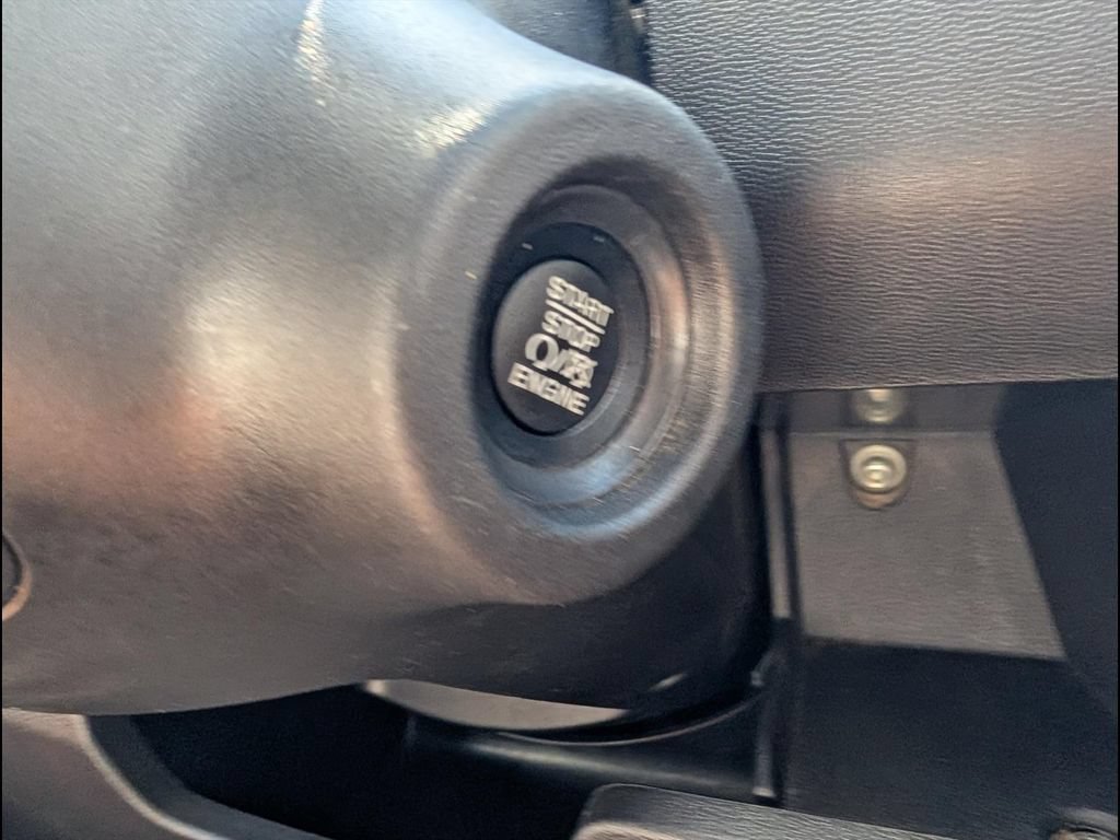 Used 2025 RAM ProMaster 2500 w/ Convenience Group FWD image 8