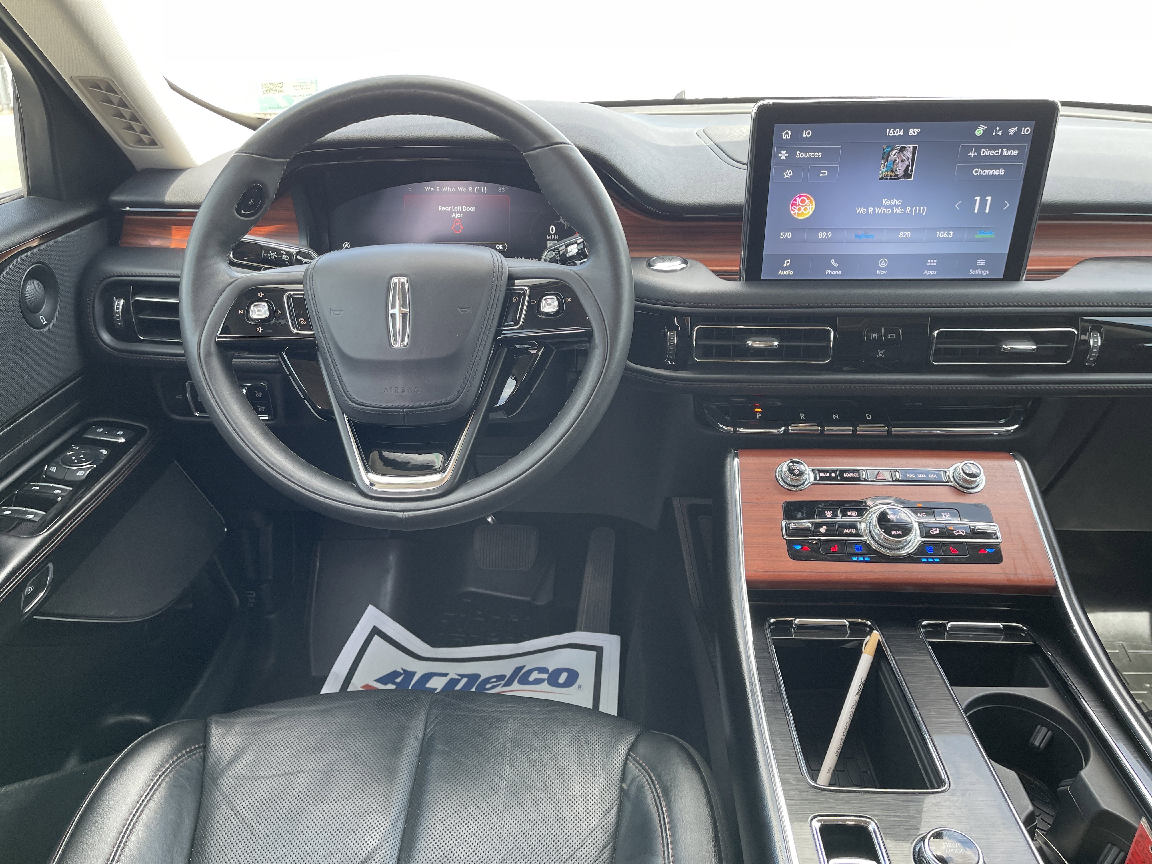 Used 2024 Lincoln Aviator Reserve w/ Equipment Group 201A AWD/4WD image 16