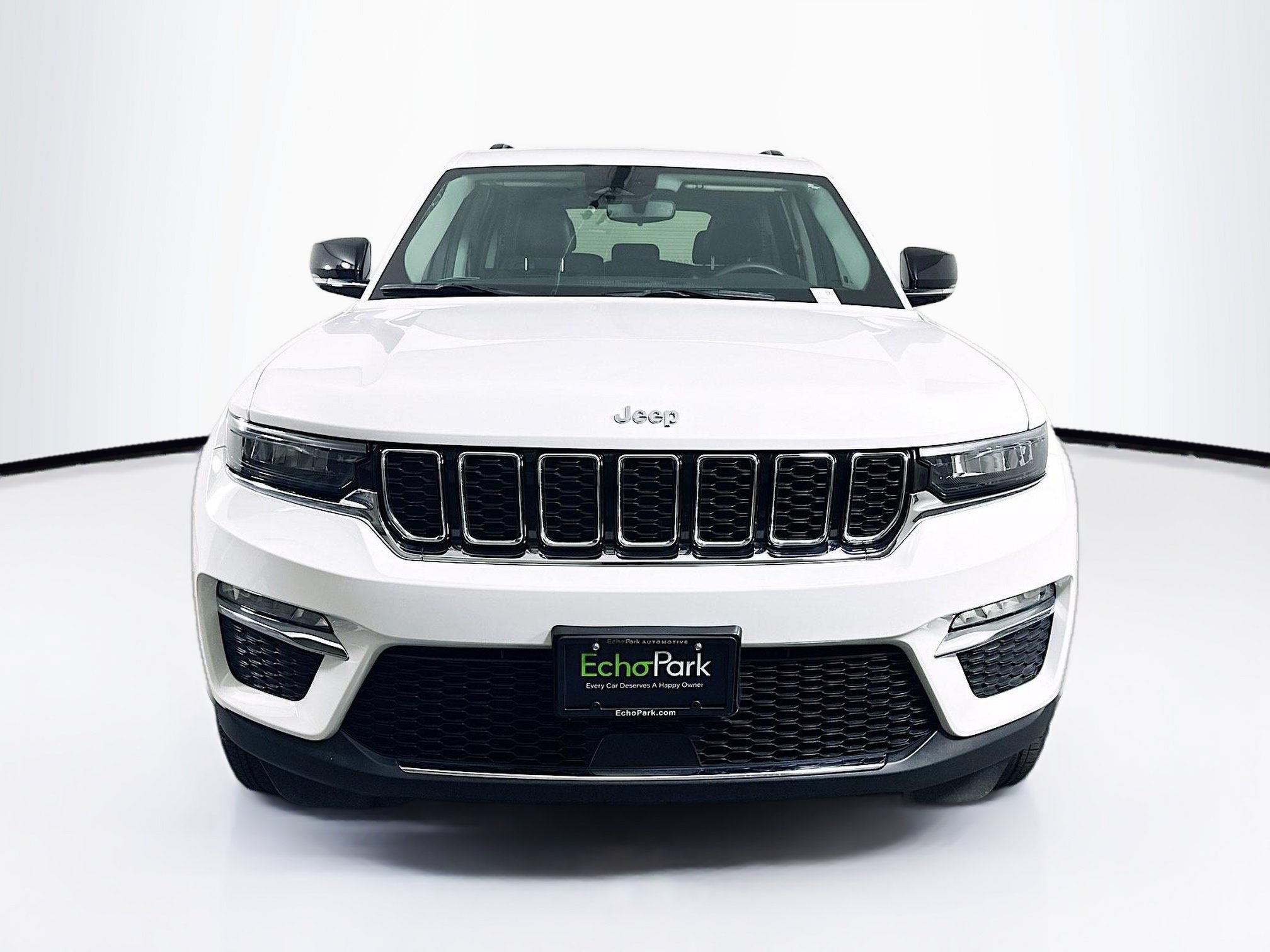 Used 2023 Jeep Grand Cherokee Limited RWD image 2