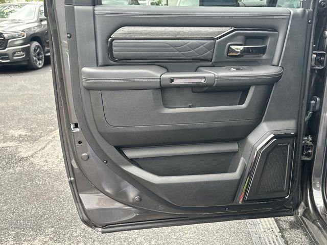 New 2026 RAM 3500 Limited AWD/4WD image 22