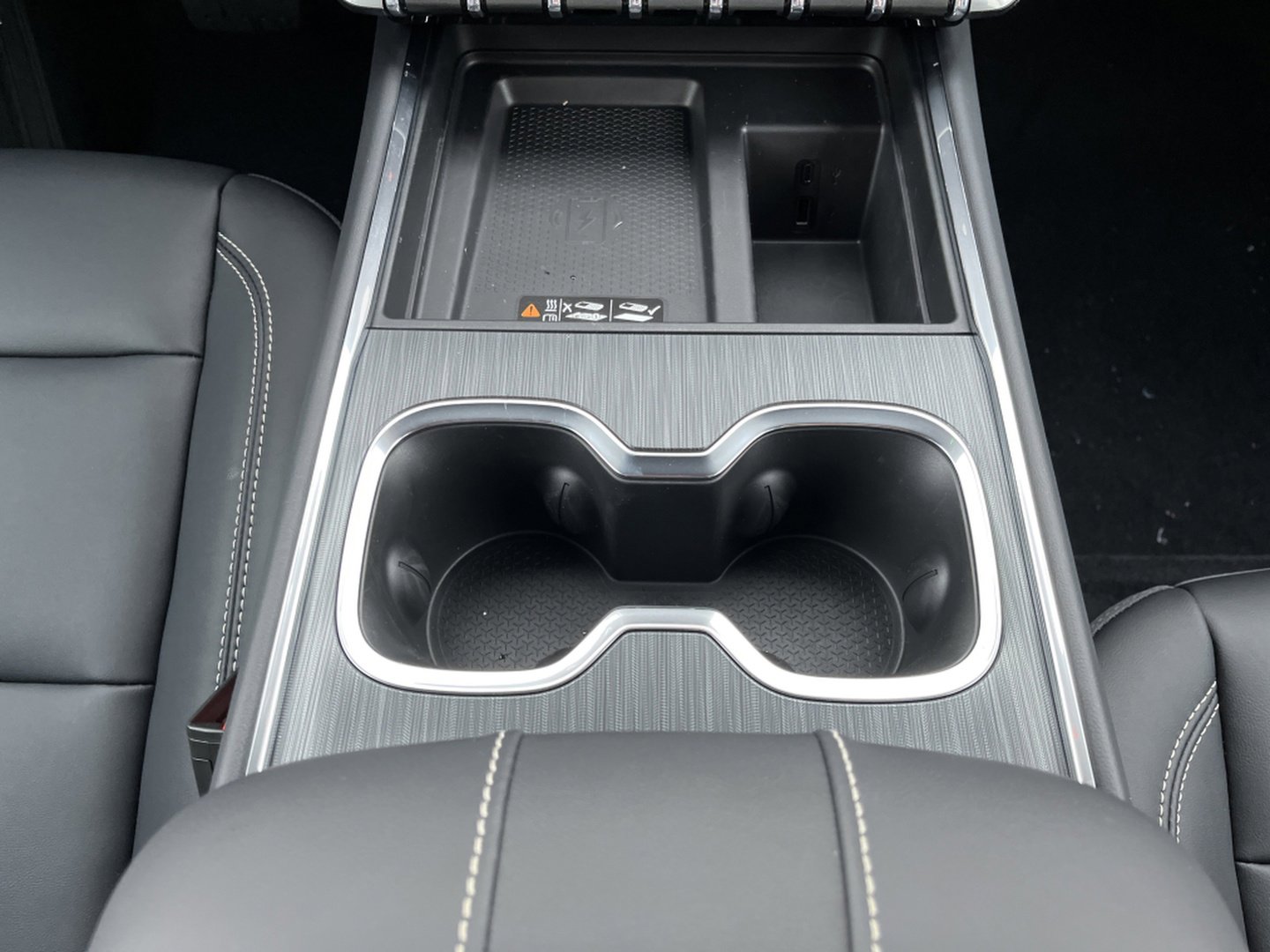 New 2026 GMC Acadia Elevation w/ Elevation Premium Package image 42