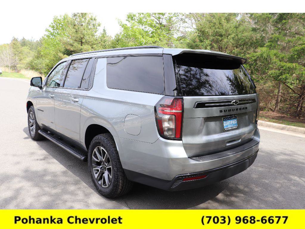 Certified 2024 Chevrolet Suburban Z71 w/ Luxury Package image 5