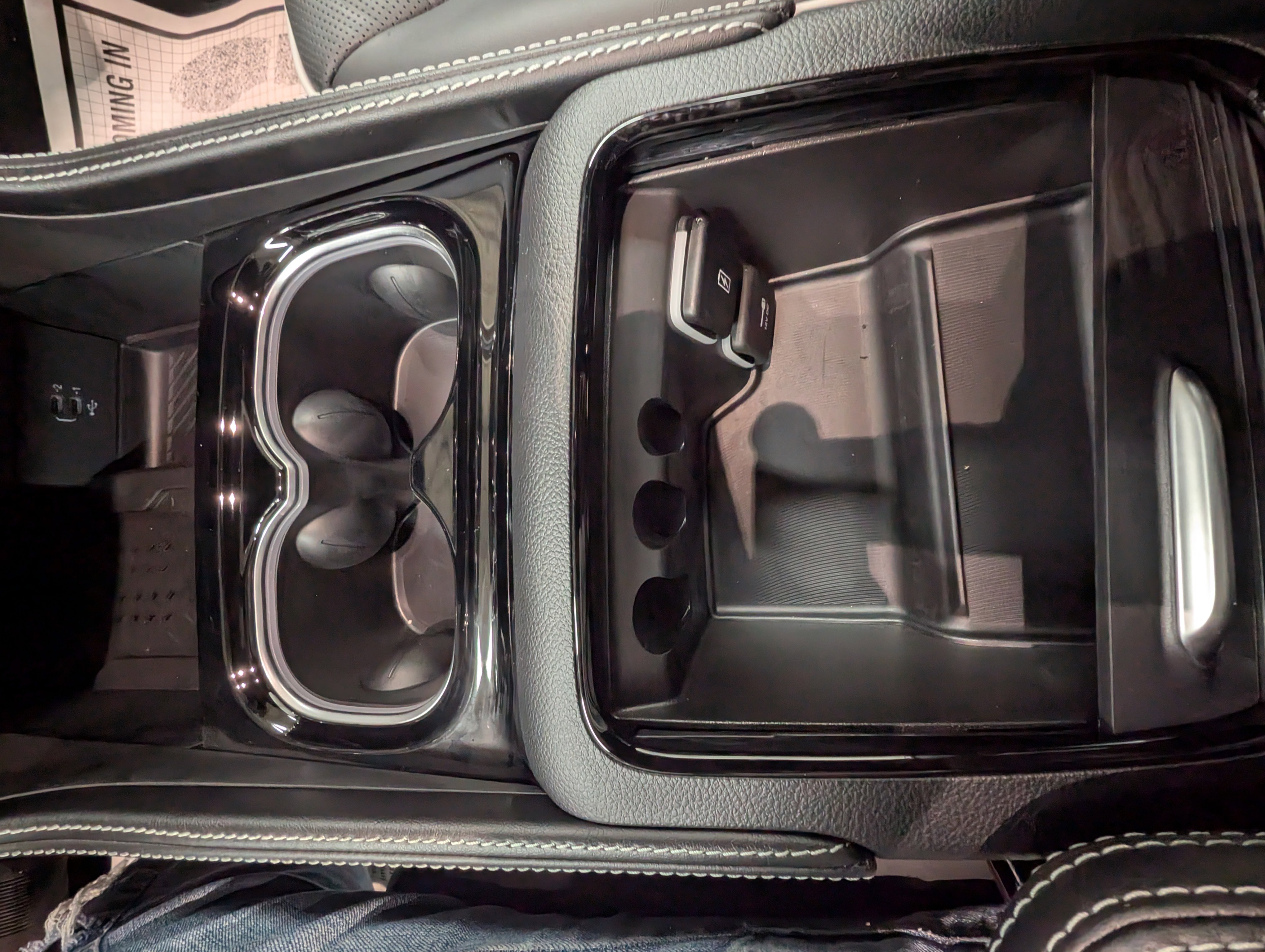 New 2026 Chrysler Pacifica Limited image 11