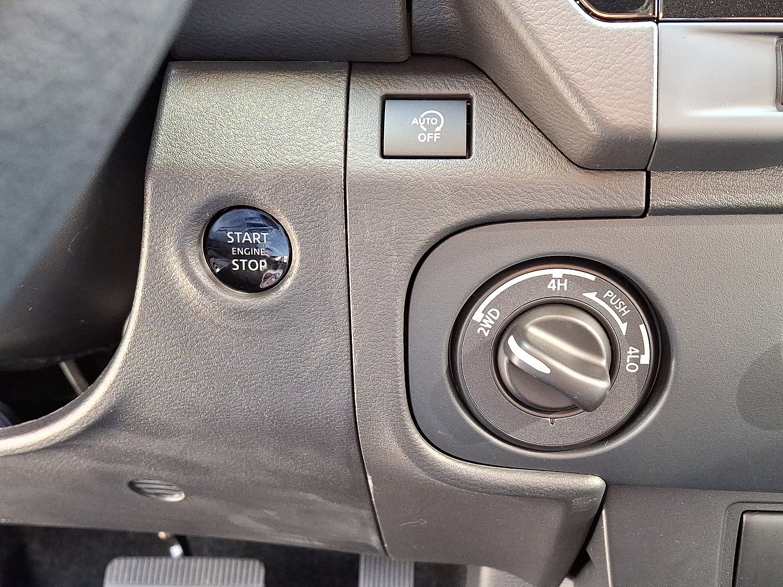 New 2026 Nissan Frontier SV w/ Tow Package AWD/4WD image 16