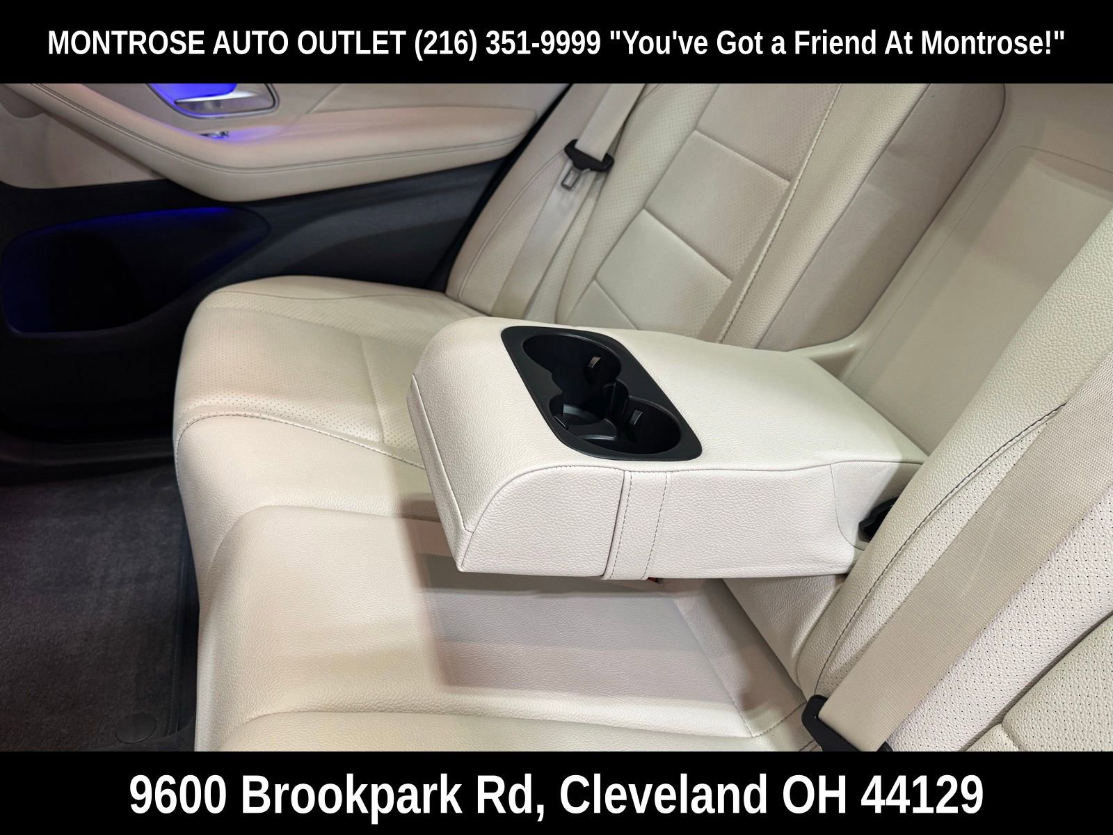 Used 2020 Mercedes-Benz GLE 350 4MATIC w/ MBUX Technology Package image 38