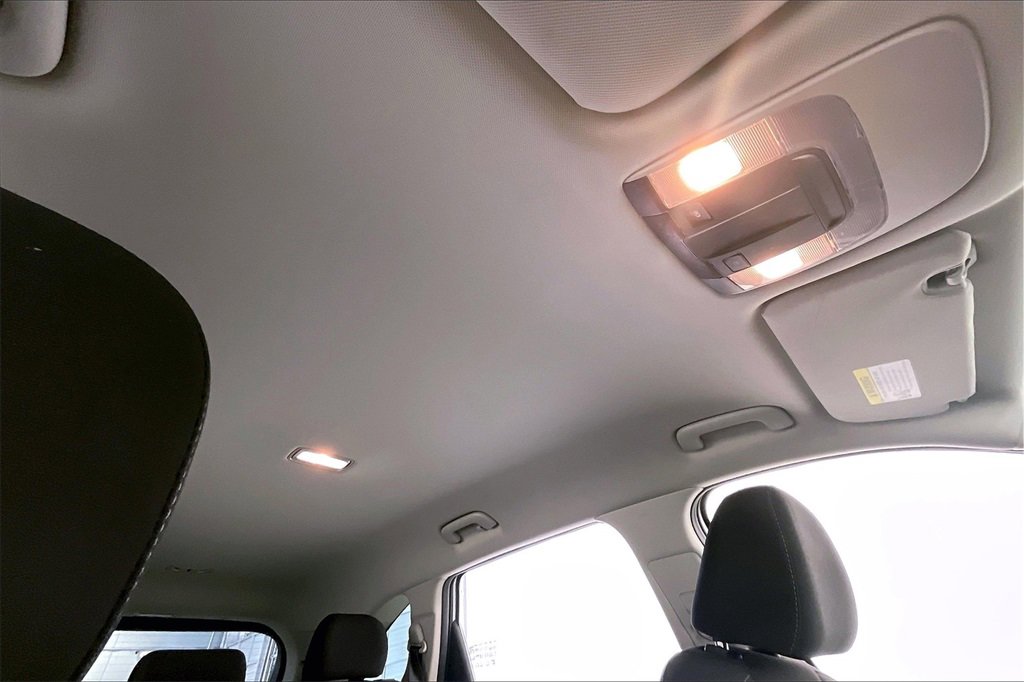 Used 2022 Kia Sorento LX image 24