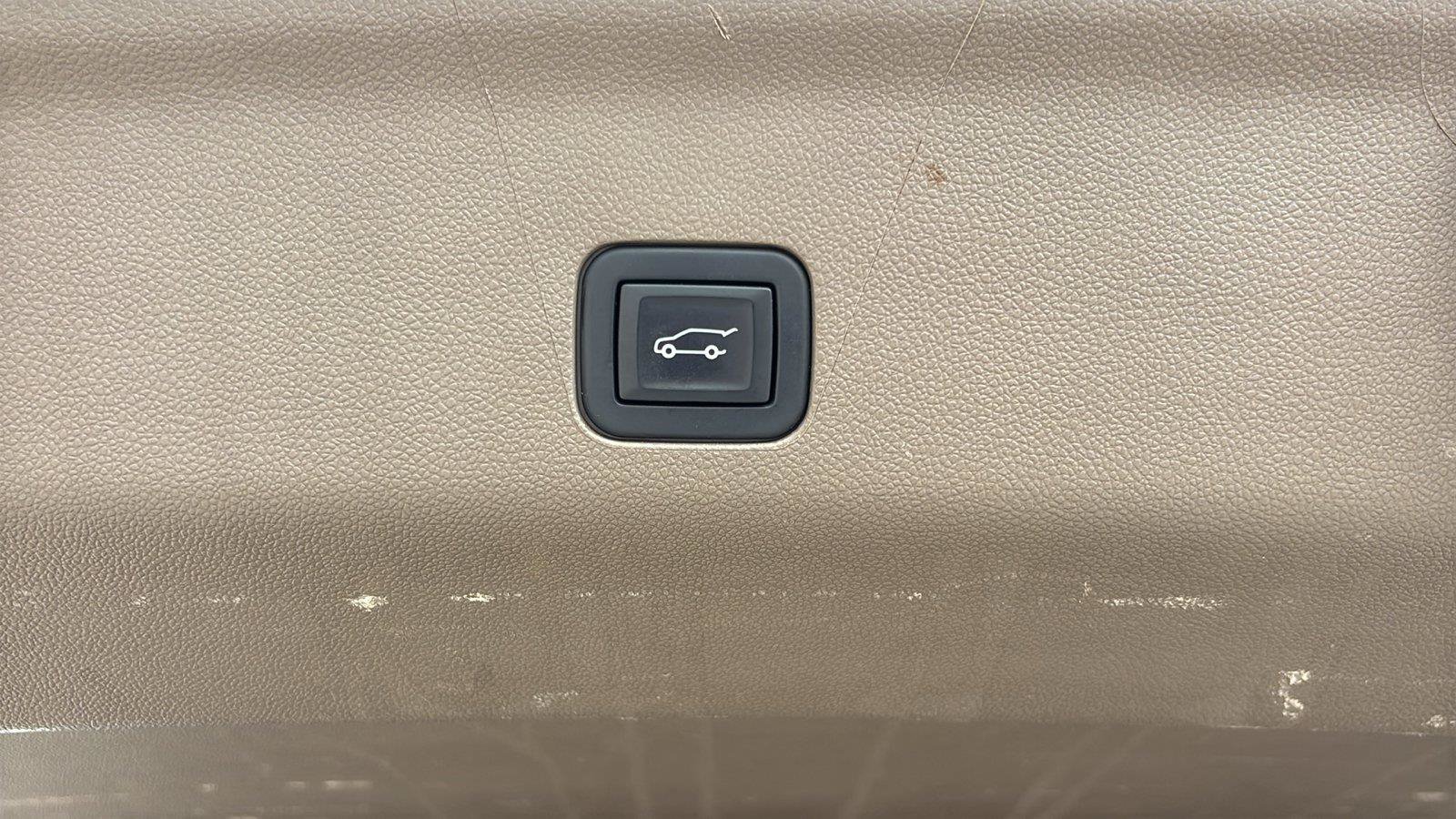 Used 2022 GMC Yukon Denali AWD/4WD image 22
