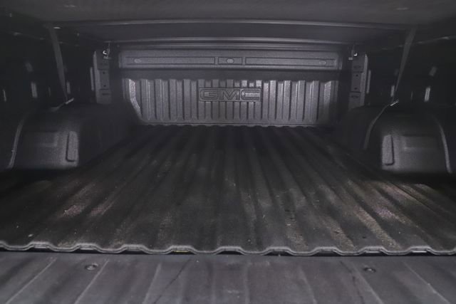 Used 2025 GMC Sierra 1500 AT4 w/ Technology Package AWD/4WD image 31