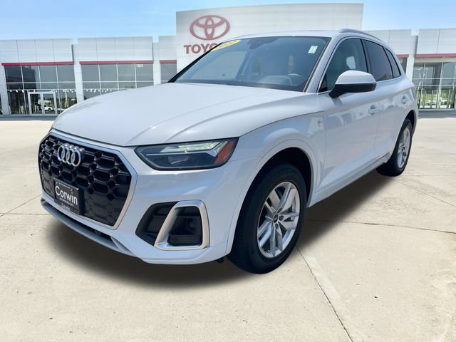 Used 2022 Audi Q5 2.0T Premium w/ Convenience Package AWD/4WD image 7