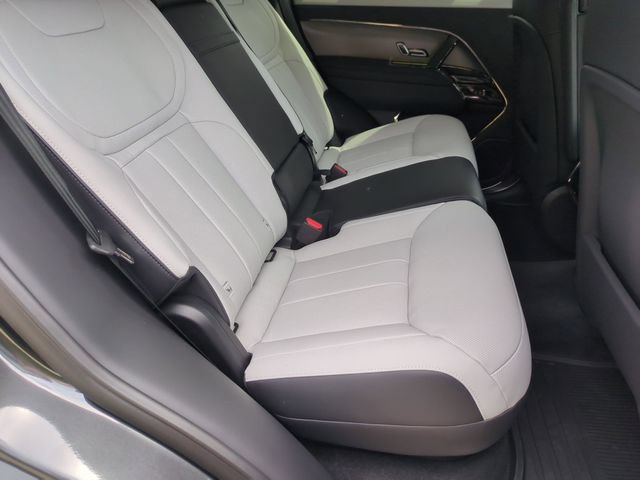 New 2026 Land Rover Range Rover Sport Dynamic SE AWD/4WD image 17