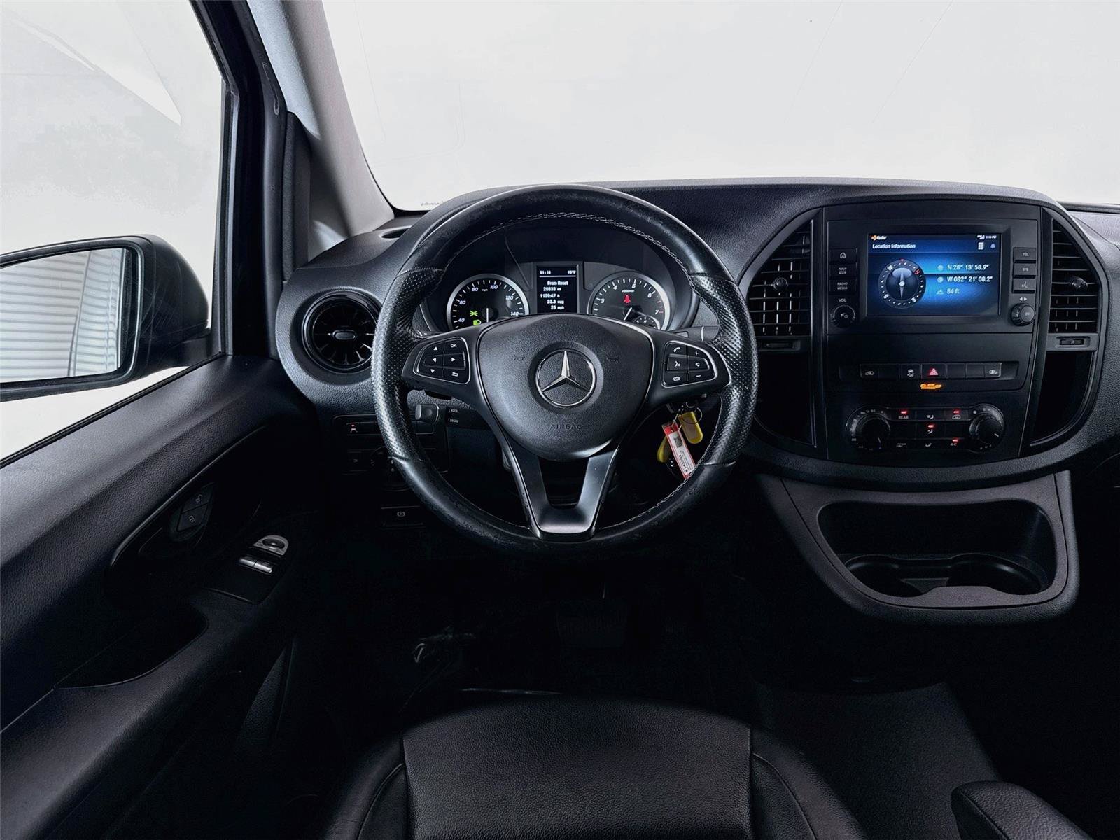 Used 2022 Mercedes-Benz Metris Passenger image 12