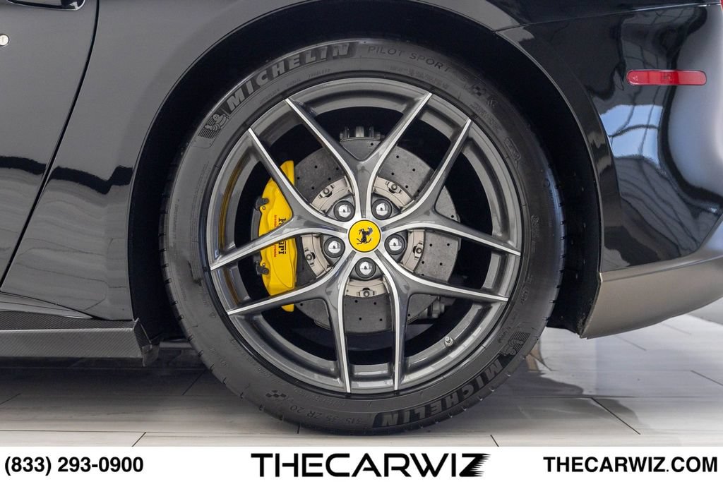 Used 2014 Ferrari F12 Berlinetta RWD image 18