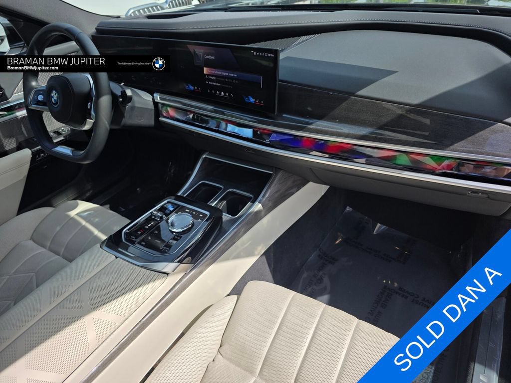 Certified 2023 BMW i7 xDrive60 w/ Parking Assistance Package AWD/4WD image 26