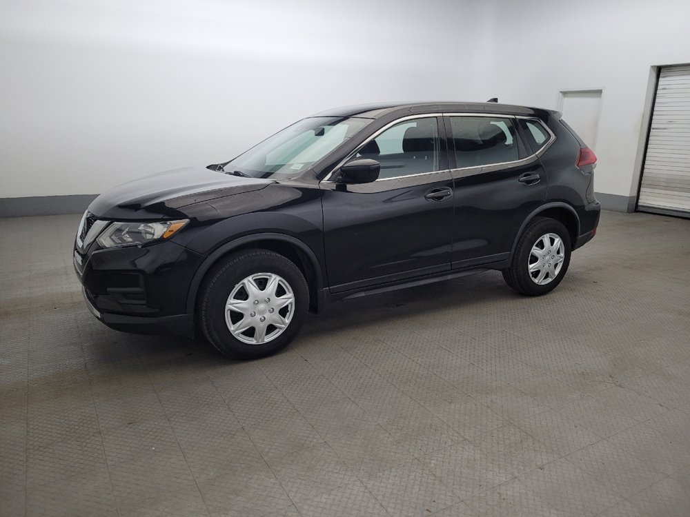 Used 2019 Nissan Rogue S AWD/4WD image 2