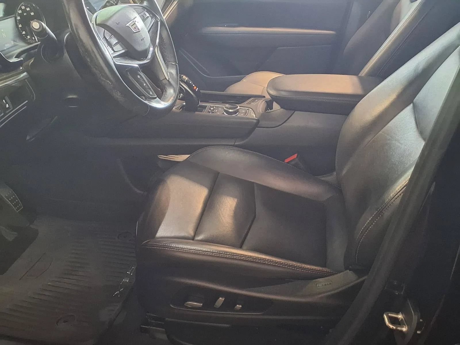 Used 2021 Cadillac XT5 Premium Luxury AWD/4WD image 17