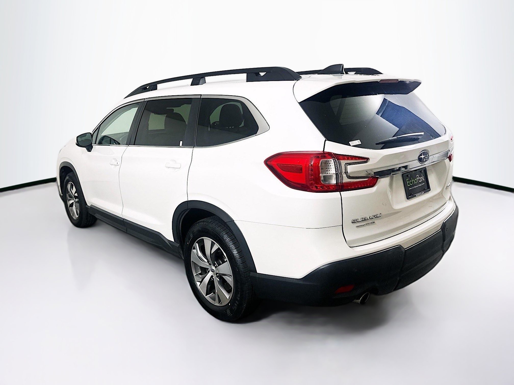 Used 2025 Subaru Ascent Premium AWD/4WD image 5