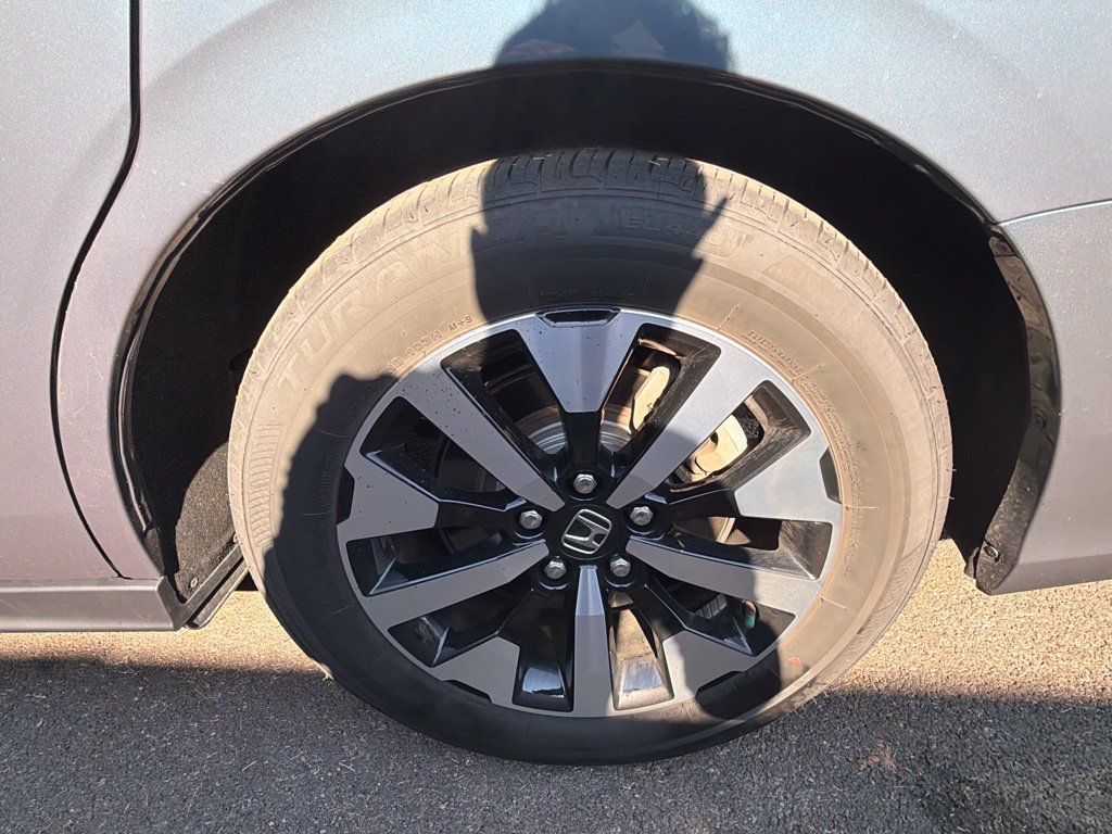 Used 2025 Honda Odyssey EX-L image 14