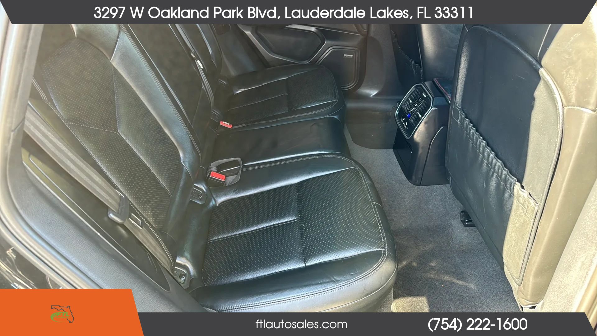 Used 2017 Porsche Macan S AWD/4WD image 34