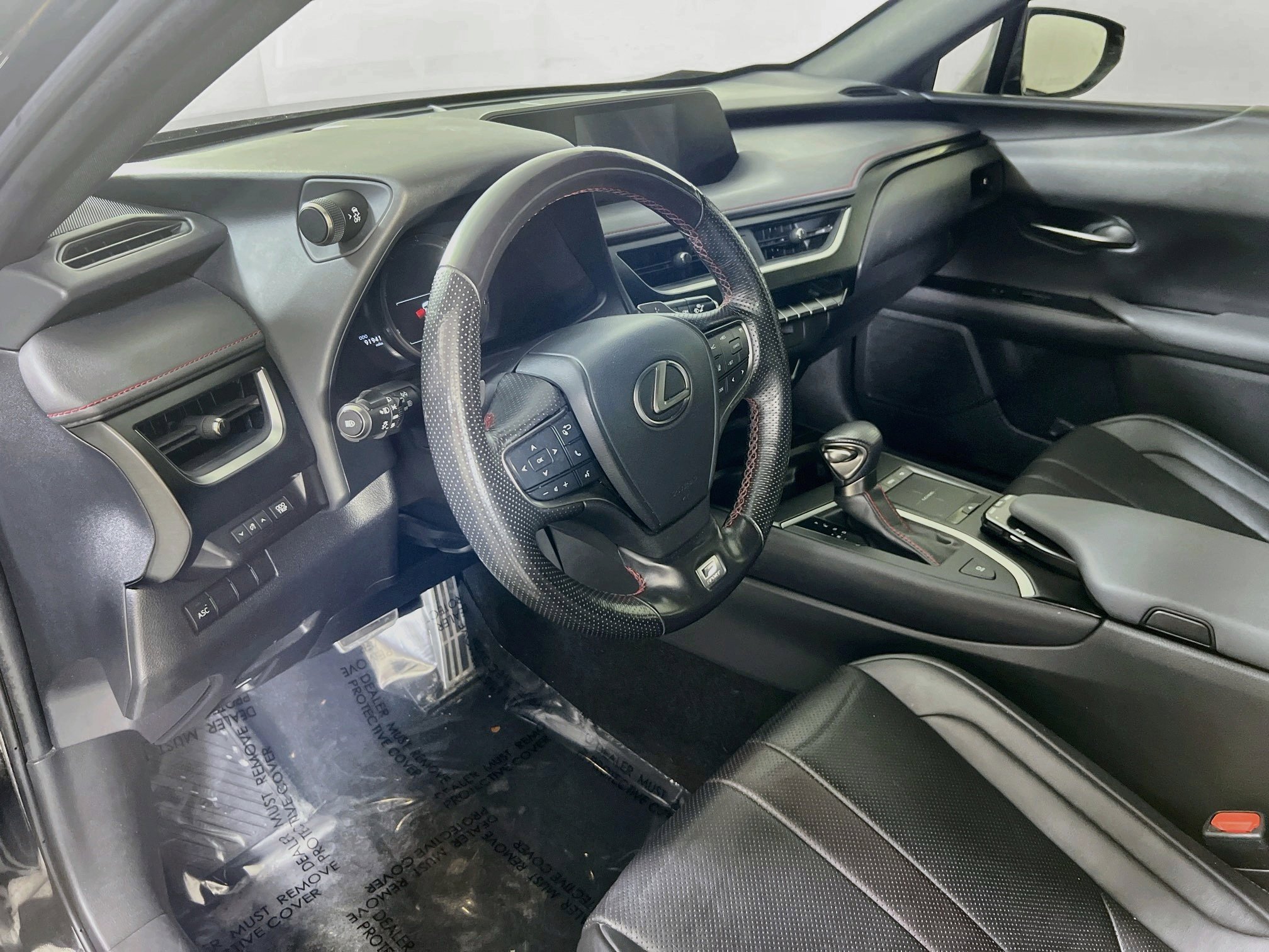 Used 2019 Lexus UX 200 F Sport w/ F Sport Premium Package FWD image 9