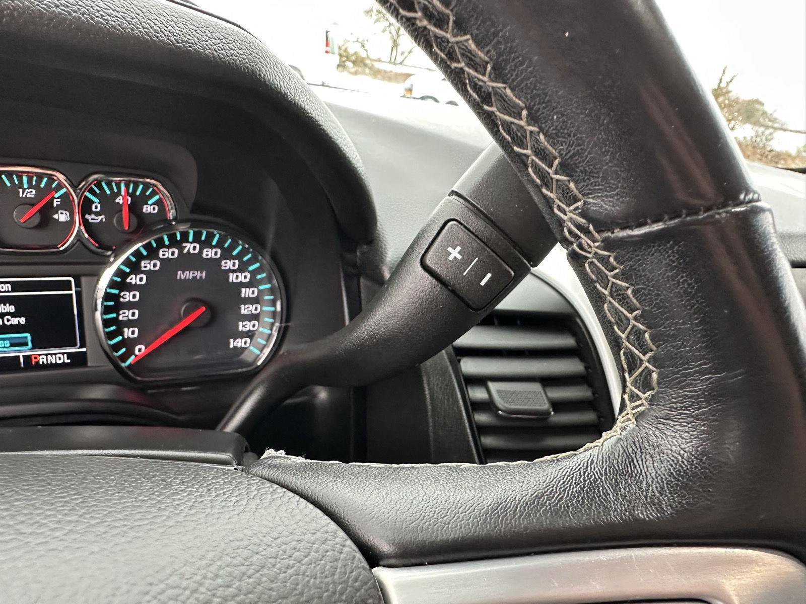 Used 2020 GMC Yukon SLE w/ SLE Value Package image 32