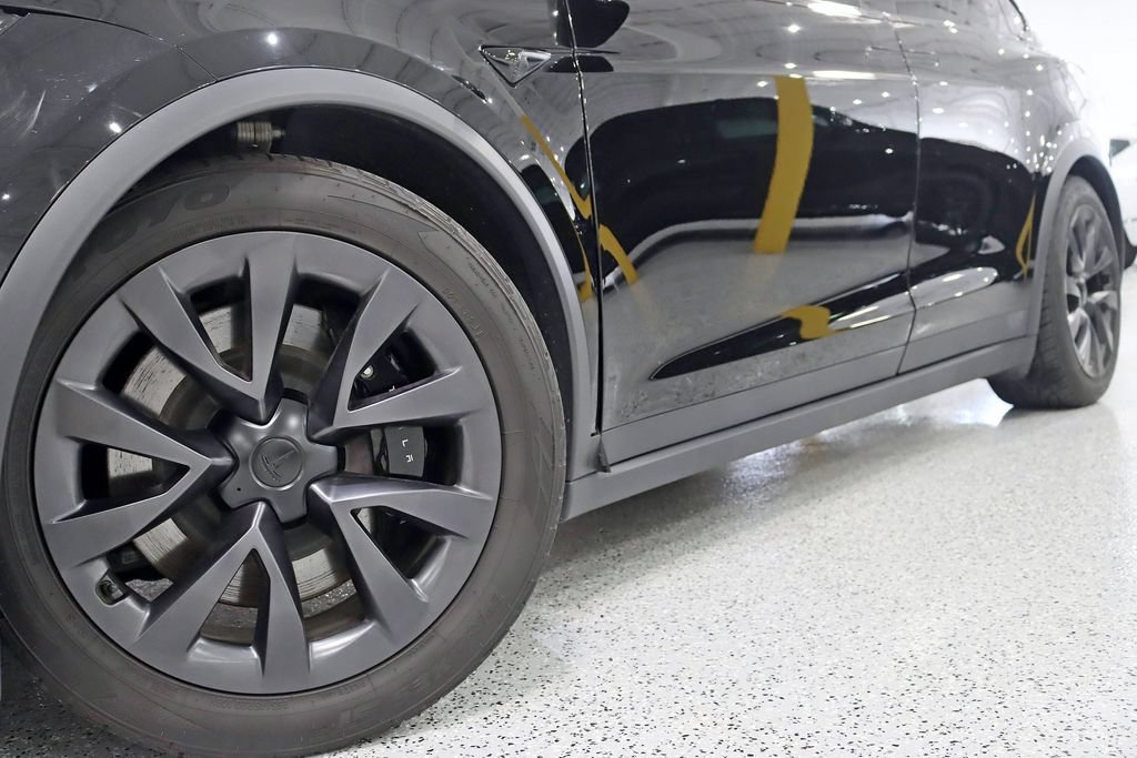 Used 2022 Tesla Model X Plaid AWD/4WD image 4