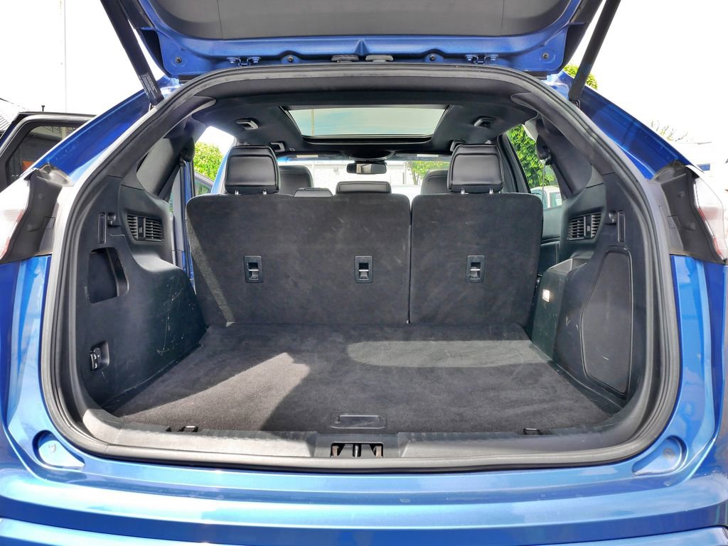 Used 2020 Ford Edge ST w/ Equipment Group 401A AWD/4WD image 17