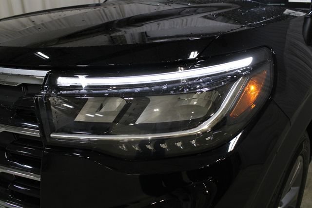 New 2026 Ford Explorer Active w/ Active Comfort Package AWD/4WD image 34