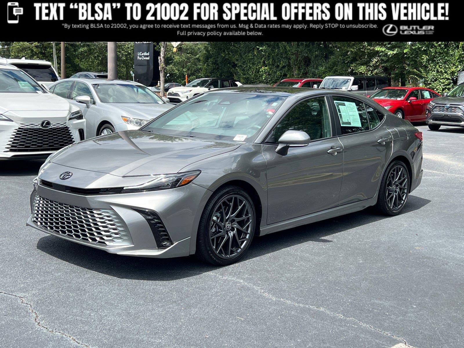 Used 2025 Toyota Camry XSE FWD image 1